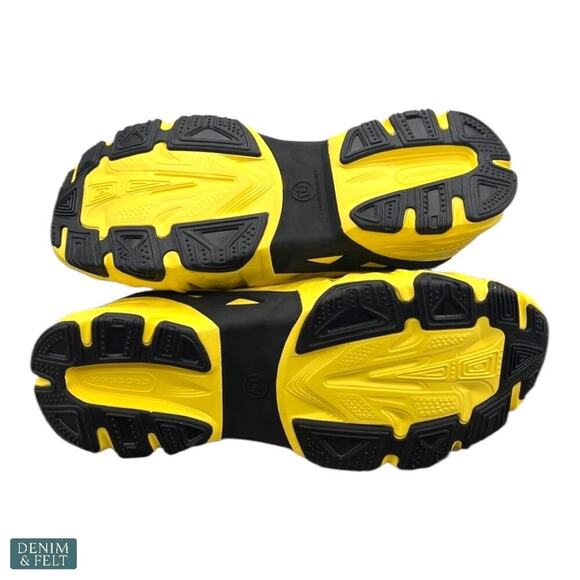 Crosskix 2.0 Yellowjacket Hybrid Water Shoes Bright Yellow Foam Slip-On NEW-NIB - Picture 13 of 15